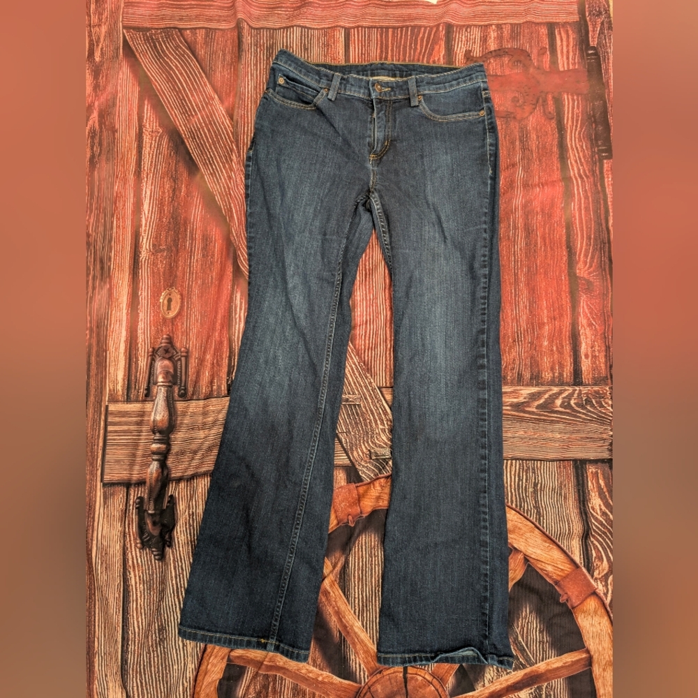 Ladies Duluth Trading Everyday Denim Boot Cut 8X33